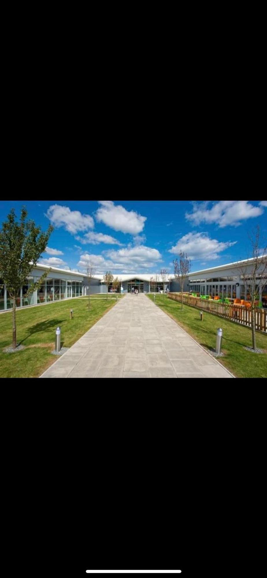 N28 Chill Place Minimum Of 2 Nights At At All Times Please Be Aware Passes Must Be Purchased From Reception Seperately Costs Dependant On Stay Tunstall  Экстерьер фото